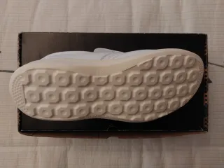 Zuecos con punta de acero