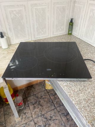 Placa vitrocerámica Beko