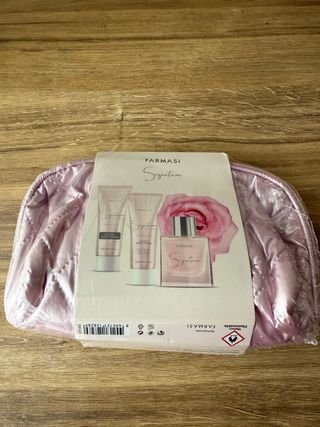 Farmasi Signature Set Perfume, Gel y Loción