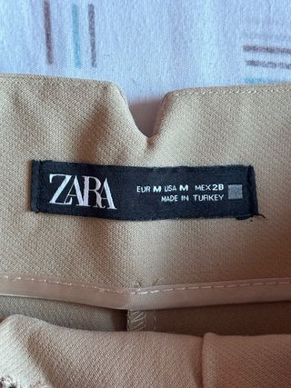 Pantalón de Vestir de Zara color Marrón