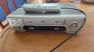 Reproductor VHS Samsung + Lote Películas