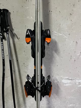 Esquís Rossignol Zethys ZTS con bastones