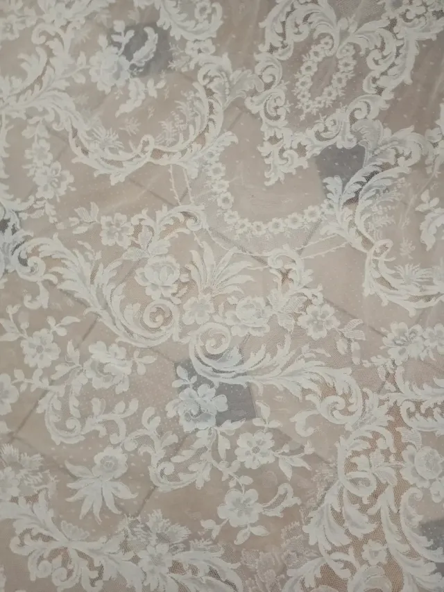 Encaje Alençon artesanal para altar/mantilla ,velo
