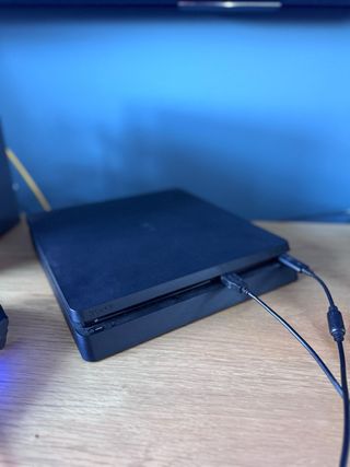 PS4 + Fifa 21 + 2 mandos