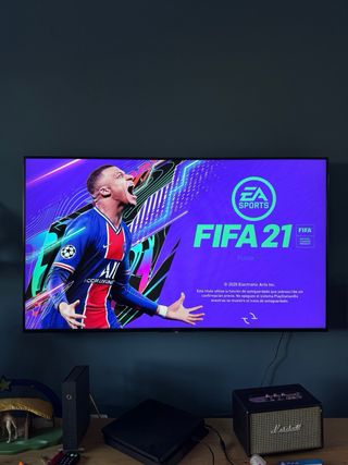 PS4 + Fifa 21 + 2 mandos