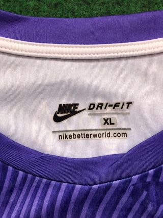 Camiseta Liverpool 23/24 M. Salah 11 Nike