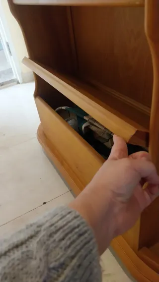 Mueble recibidor de madera