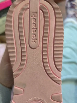 Zapatillas Reebok rosas talla 40