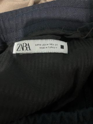 Pantalones ZARA arreglados e informales