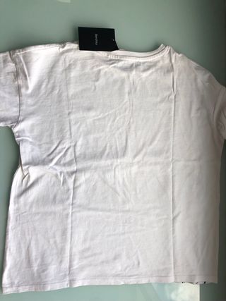Camiseta Bershka Billie Eilish Anime Talla M