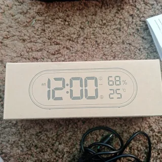 Reloj LED Música Alarma Digital