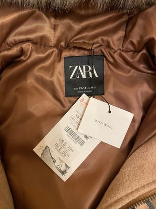 Abrigo Zara Beige con Capucha y lana