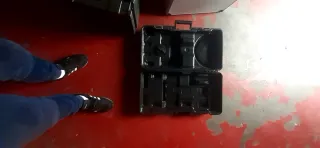 Maletín de herramientas metálico