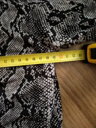 Blusa Zara Talla L Estampado Serpiente