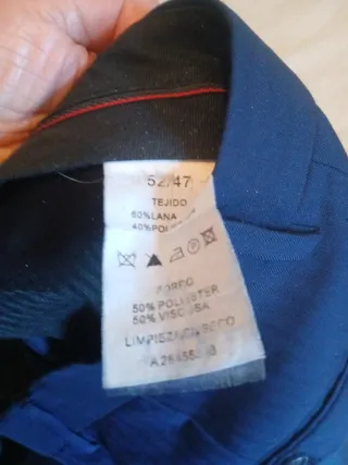 Traje de hombre azul