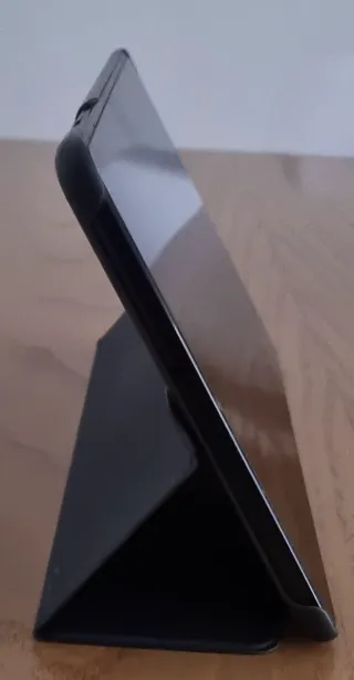 Samsung Galaxy TabA+Carcasa Samsung+protector pant