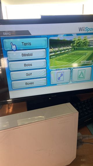 Nintendo Wii RVL-001 Blanca + Wii Sports