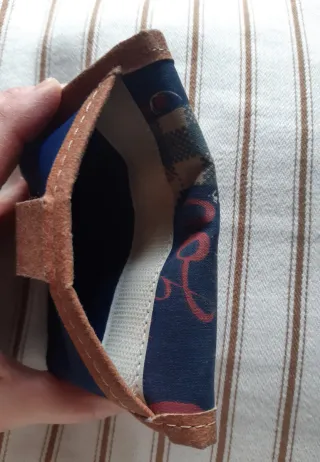 Cartera billetera UNICEF The World is Wonderful