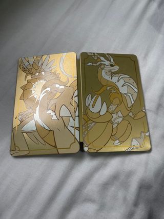 Steelbook Dorada Pokemon Escarlata y Púrpura