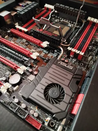 Placa Base ASUS Rampage IV Extreme