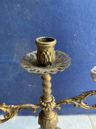 Portacandele in metallo dorato