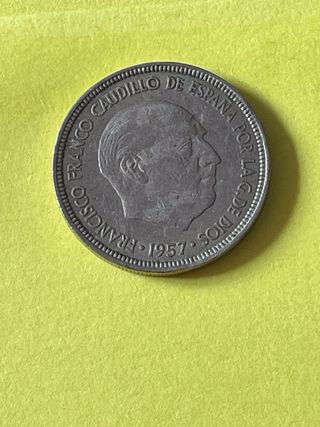 Moneda Franco Caudillo de España 1957 acuñada 62