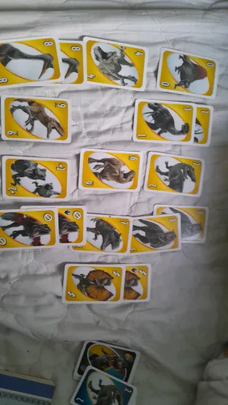 UNO Jurassic World Dominion