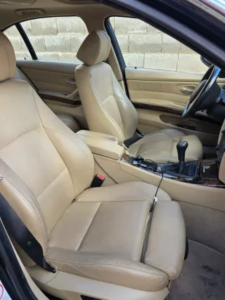 BMW 330xi xDrive 258cv