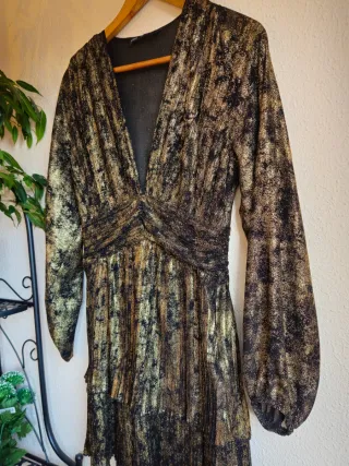 Vestido Zara brillante negro y dorado