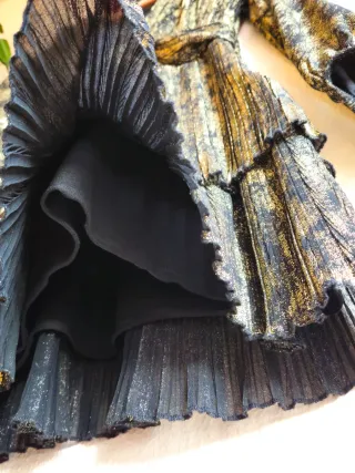 Vestido Zara brillante negro y dorado