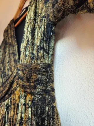Vestido Zara brillante negro y dorado