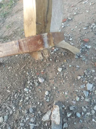 Mesa auxiliar madera chapada vintage mesita