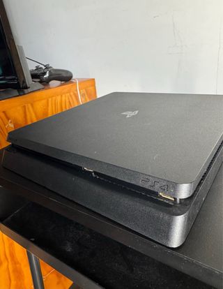 Consola PS4 Slim 1TB Negra
