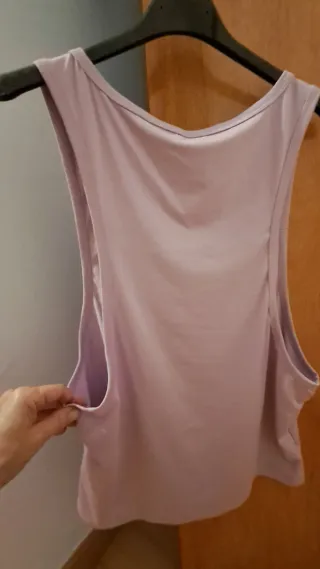Camiseta sin mangas lila talla L