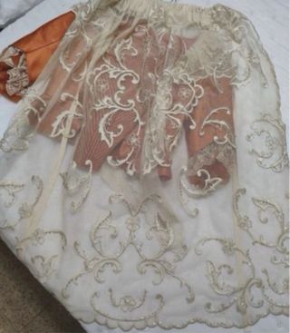 Traje de fallera niña