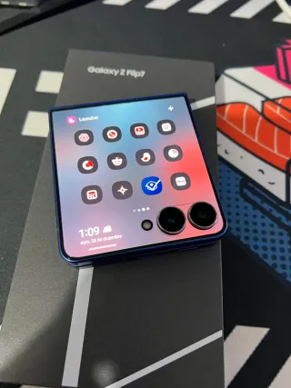 Samsung Z Flip 7 Azul