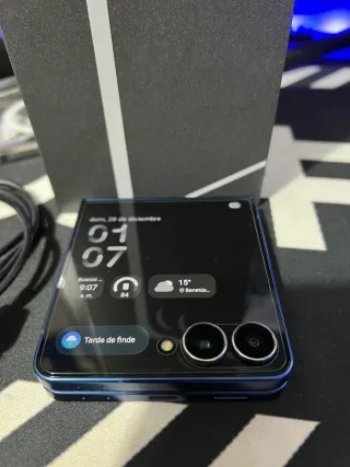 Samsung Z Flip 7 Azul