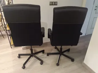 2 Sillones Oficina Giratorios Ikea Negro