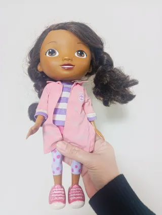 Muñeca Doctora Juguetes 30 cm seminueva