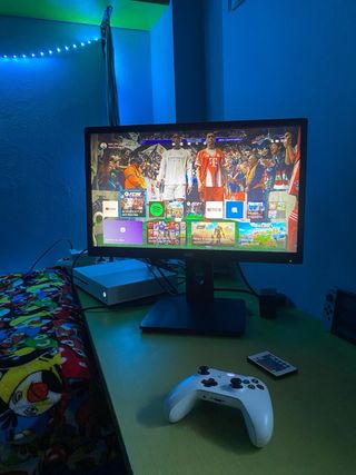 Xbox One S Bianca + 10 Giochi