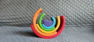 Arcoíris Grimm's de madera