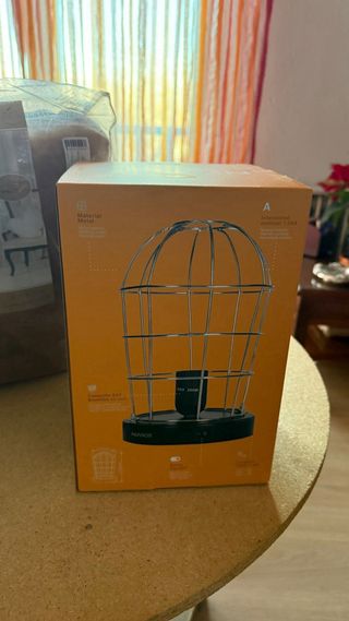 Mesa de salón con foco calorífico