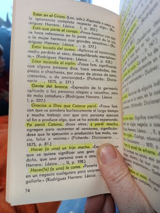 La fraseología en los diccionarios CUBANOS