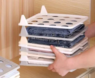 Organizador ropa apilable.