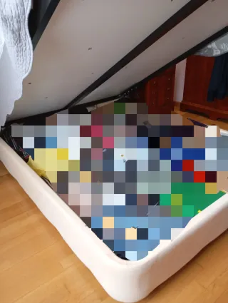 Canapé abatible de tela y madera