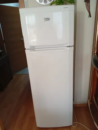 Nevera Beko Blanca