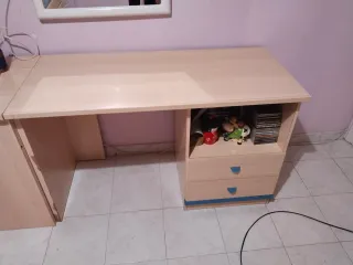 Habitación infantil completa por 150€.