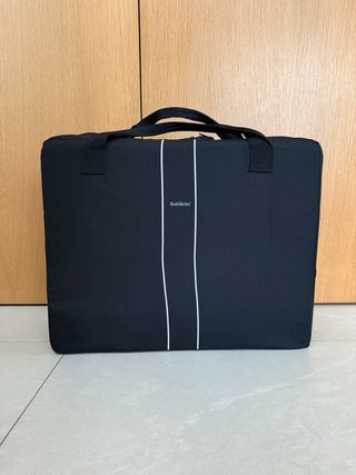 Cuna de viaje Babybjörn negra + funda y sábana