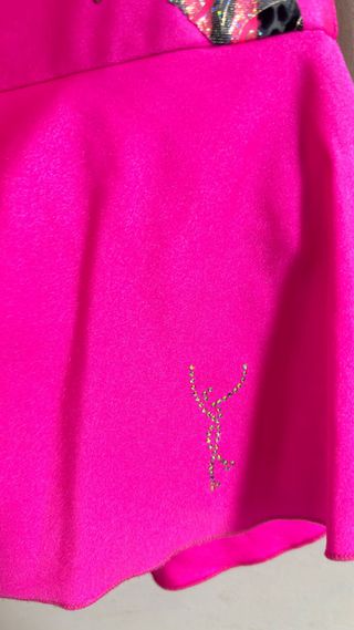 Maillot patinaje rosa de las costuras de Maria