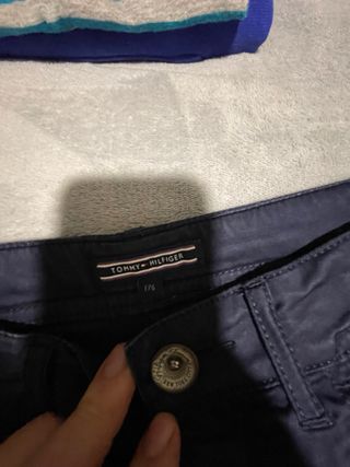 Pantalones Tommy Hilfiger y chaqueta north face